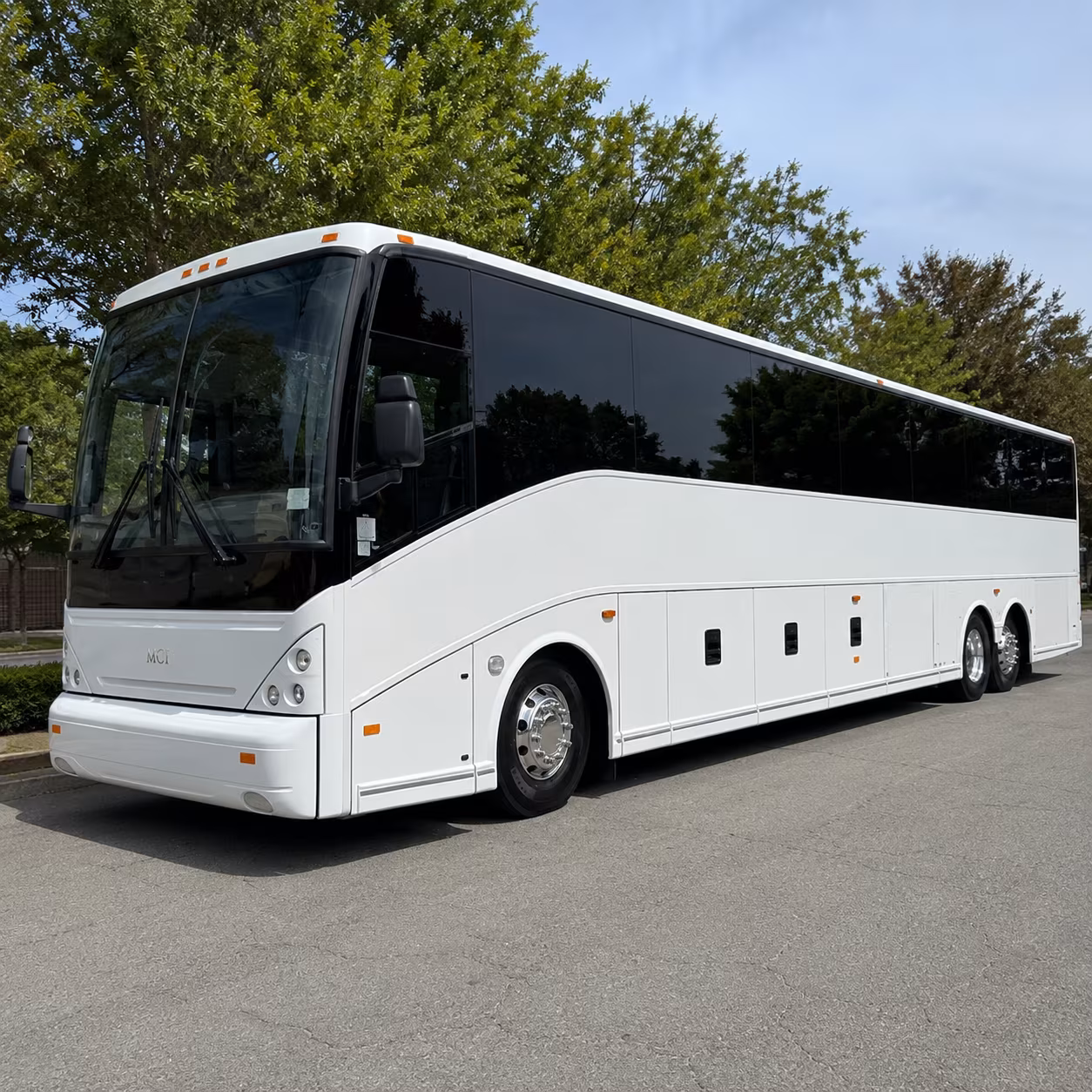 dayton charter bus services exterior